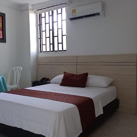 Hotel Suite Imperial 72 บาร์รังกีญา ภายนอก รูปภาพ