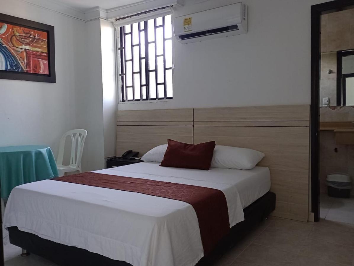 Hotel Suite Imperial 72 บาร์รังกีญา ภายนอก รูปภาพ