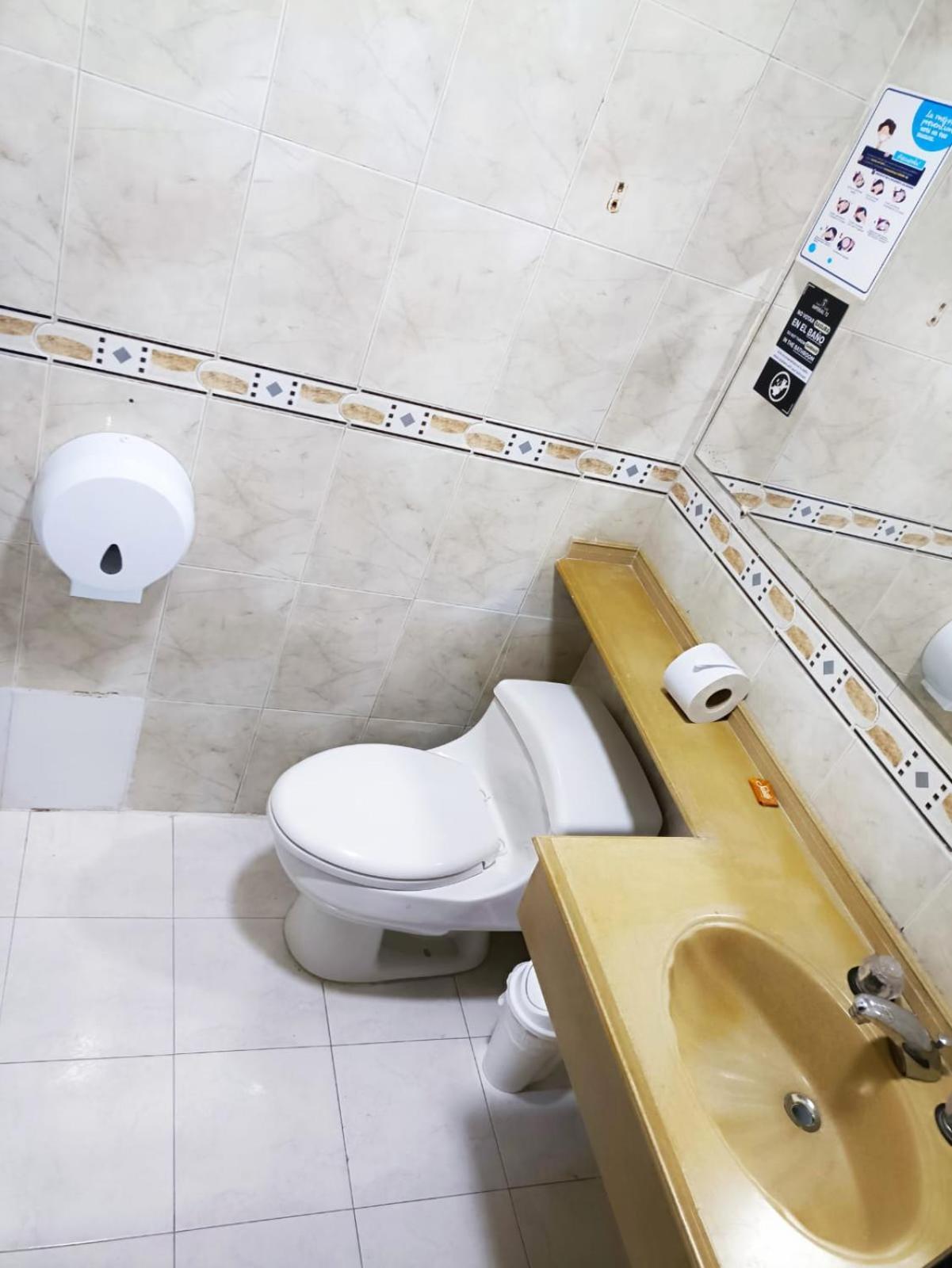 Hotel Suite Imperial 72 บาร์รังกีญา ภายนอก รูปภาพ