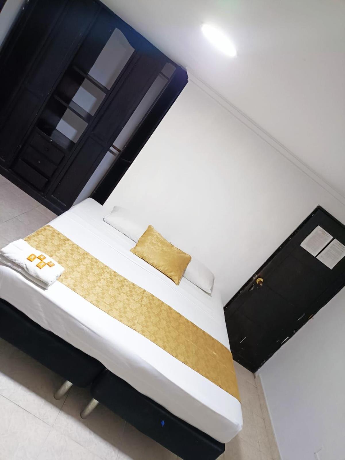 Hotel Suite Imperial 72 บาร์รังกีญา ภายนอก รูปภาพ