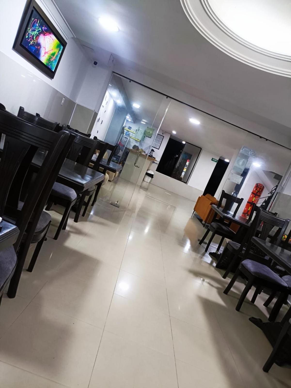 Hotel Suite Imperial 72 บาร์รังกีญา ภายนอก รูปภาพ