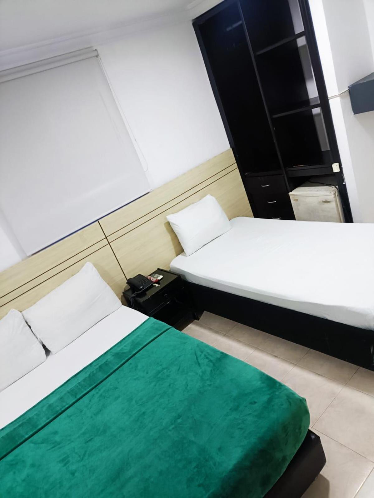 Hotel Suite Imperial 72 บาร์รังกีญา ภายนอก รูปภาพ