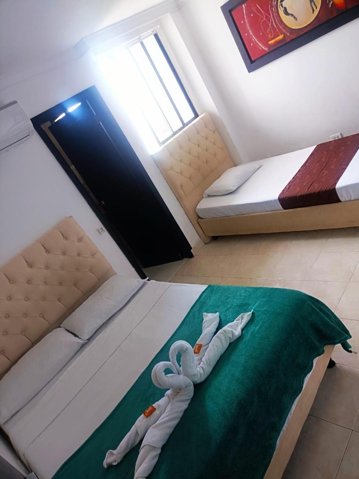 Hotel Suite Imperial 72 บาร์รังกีญา ภายนอก รูปภาพ