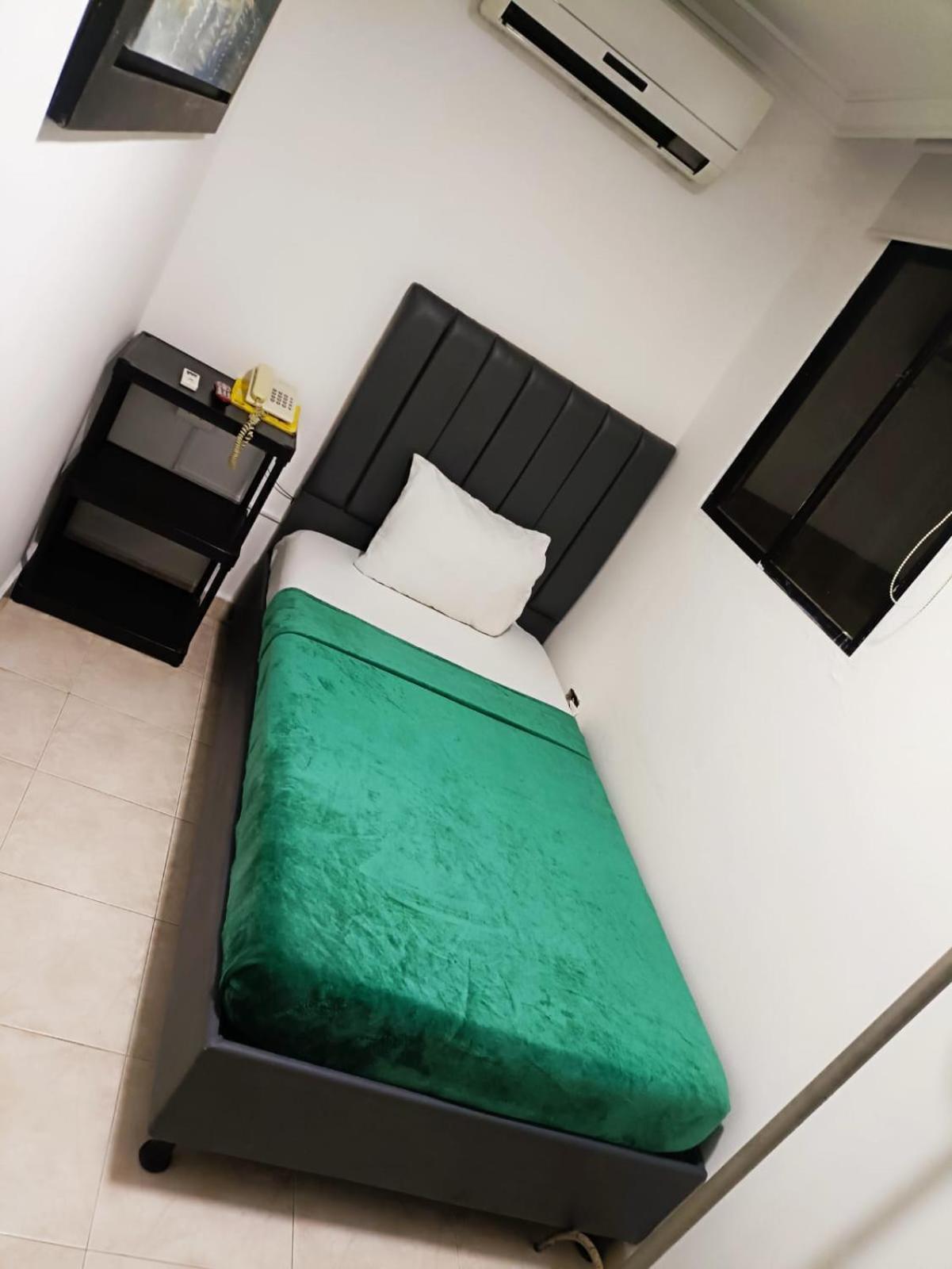 Hotel Suite Imperial 72 บาร์รังกีญา ภายนอก รูปภาพ